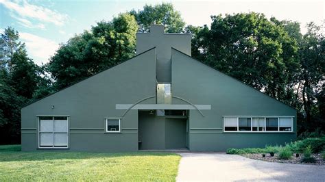 These 5 Robert Venturi Buildings Will Change Your Mind About ...