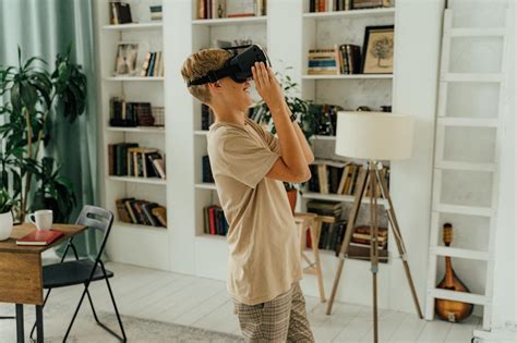 Boy Playing with Vr · Free Stock Photo