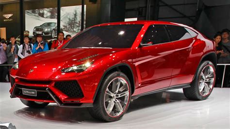 Lamborghini Urus SUV Launched In India - Check Price in India, Features ...