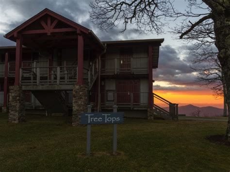 Pisgah Inn - Blue Ridge Parkway