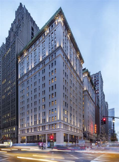 New York hotels: Moxy Times Square NYC offers style on a budget | Short ...