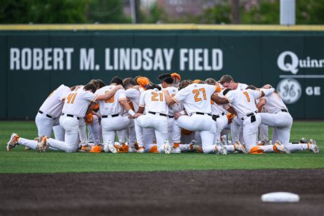 Clemson vs. Tennessee Dominated NCAA Tournament's Opening Round - The Spun