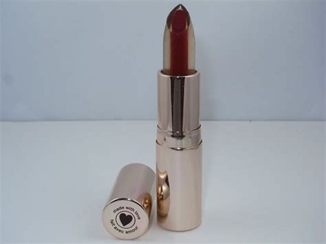 Josie Maran Argan Love Your Lips Hydrating Lipstick Review & Swatches ...