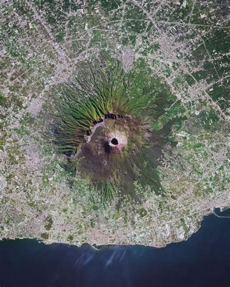 Overview | Naples, Volcano, Aerial view