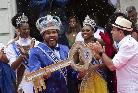 Rio's Carnival parade is back, as street bands ache to party | AP News