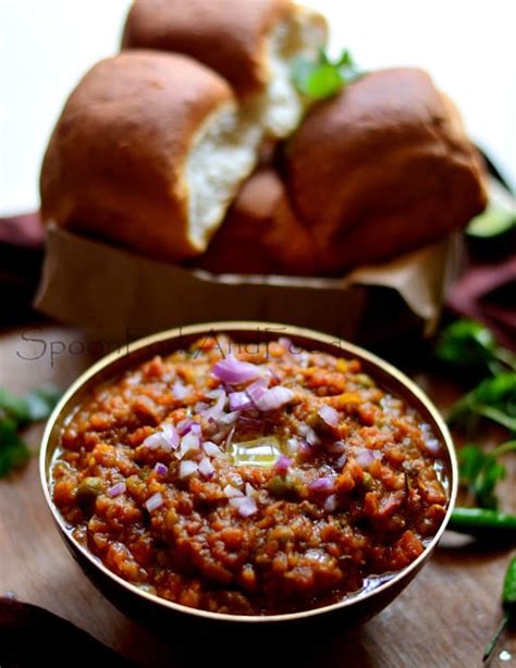 MUMBAI PAV BHAJI Recipe | Spoon Fork And Food