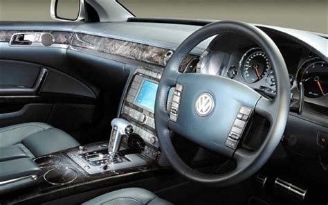 Volkswagen phaeton interior photos