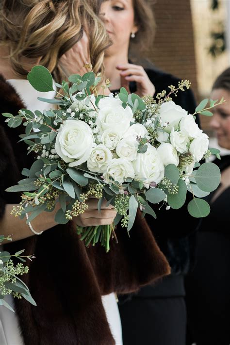 Gemma Lodewyckx: Small White Flowers Added To Bouquet - Top 10 Stunning ...