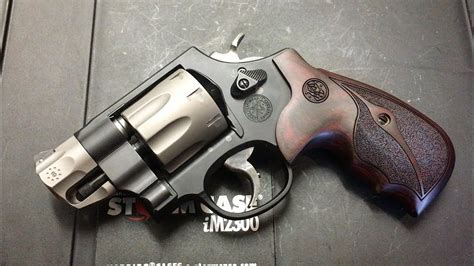 357 Magnum Revolver Smith And Wesson Snub Nose