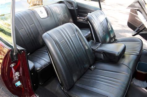 1967 chevrolet impala convertible interior 012 - Lowrider