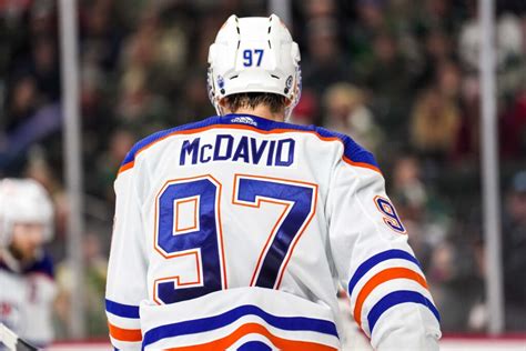 Connor McDavid Suffers An Apparent Injury