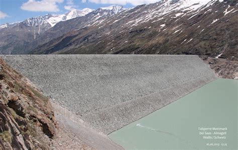 Zoned embankment dams from around the world | Structurae