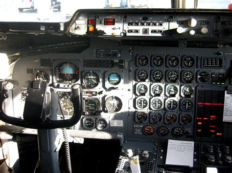 BAE 146 cockpit - steam powered! | Roman Dolinsky | Flickr