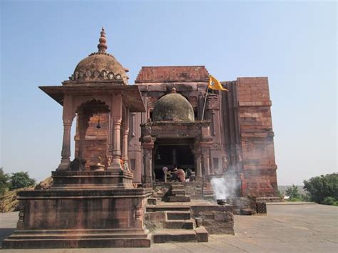 Famous Shiva Temple near Bhopal - Reviews, Photos - Bhojeshwar Temple ...