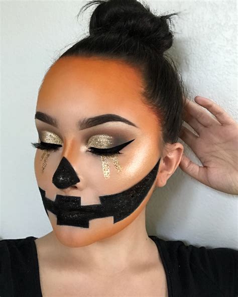 Glitter jack o lantern IG @juliamyersxo | Halloween pumpkin makeup ...