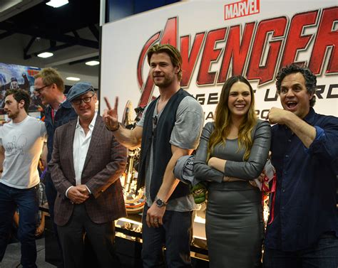 Cast Of Marvel’s Avengers: Age of Ultron Appears At Comic Con