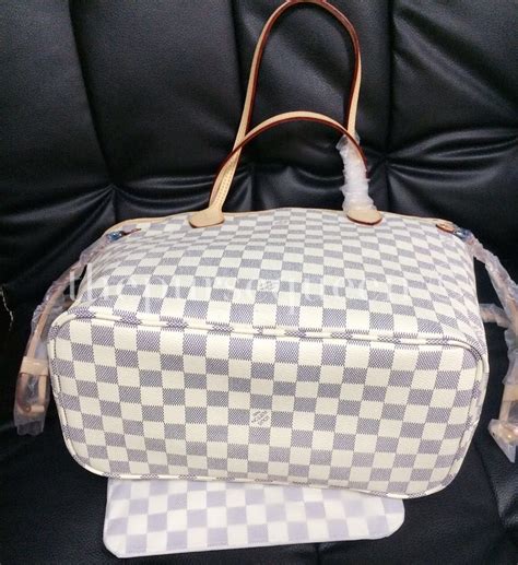 How To Spot A Fake Louis Vuitton Neverfull Damier Bag | Natural ...