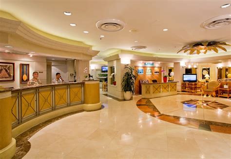 Ramada Plaza by Wyndham Waikiki Honolulu, Hawaii, US - Reservations.com