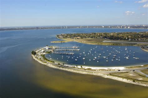 Davis Island Yacht Club slip, dock, mooring reservations - Dockwa