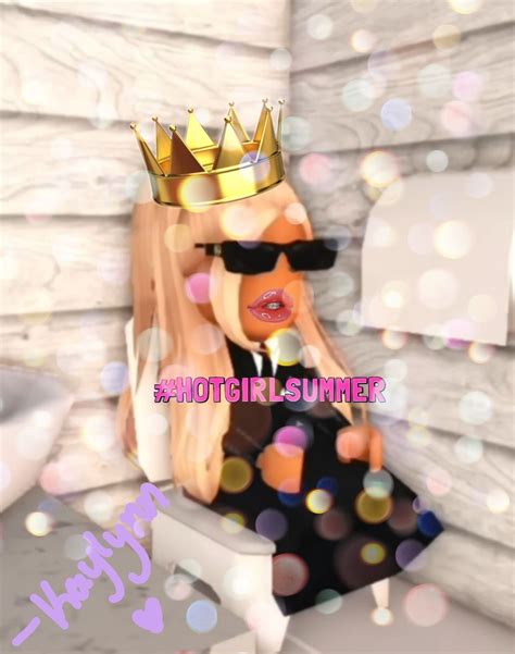 ALASKA VIOLET THE QUEEN, ON THE TOILET EDIT #avedit | Alaska, Bloxburg ...