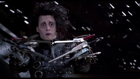 Daniel Reason's Blog: Film Review - Edward Scissorhands (1990)