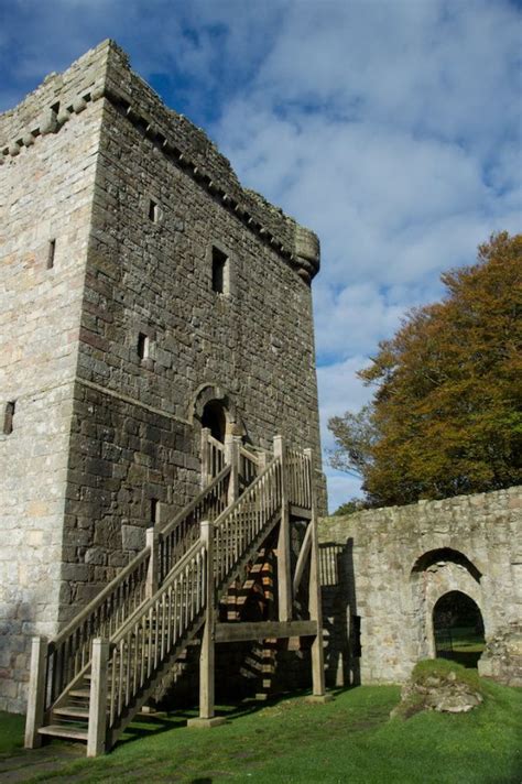 Loch Leven Castle | Scotland castles, Scottish castles, Castle