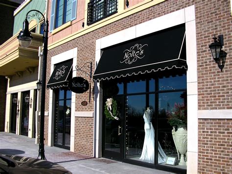 pictures of boutique store fronts with black awnings | Commercial ...