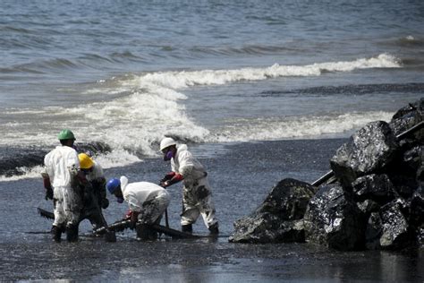 An offshore oil spill has caused a ‘national emergency,’ Trinidad and ...