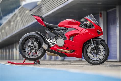 2020-ducati-panigale-v4-v4s-v2-launch-price-malaysia-official-16 ...