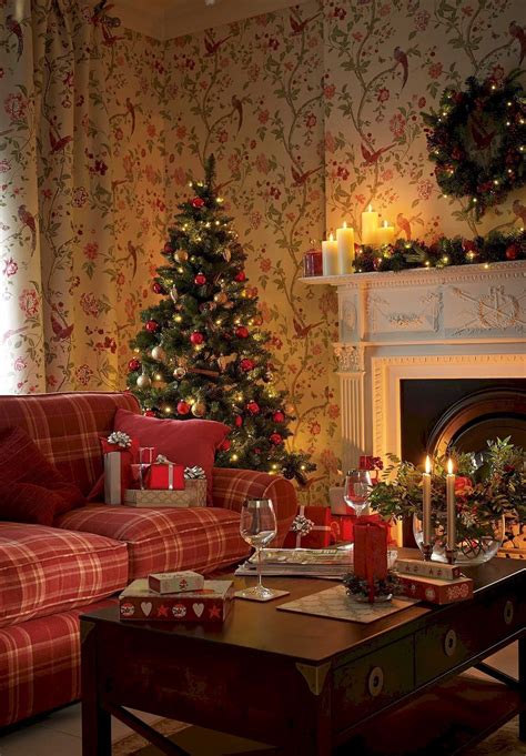 18 Best Living Room Christmas Decoration Ideas | Laura ashley christmas ...