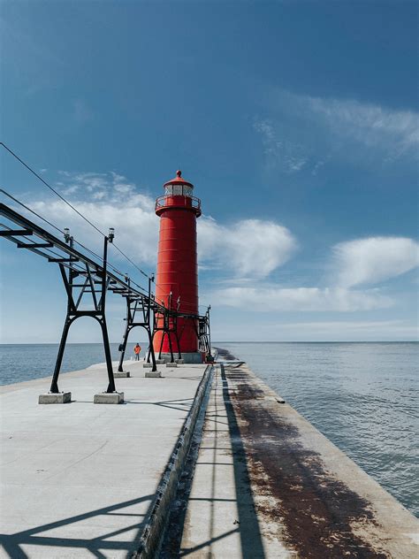 7 Lake Michigan Lighthouses in One Day — Selective Potential