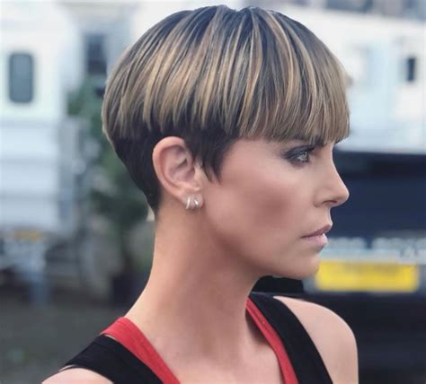 The Modern Bowl Cut Is This Fall's Hottest Look | Chatelaine