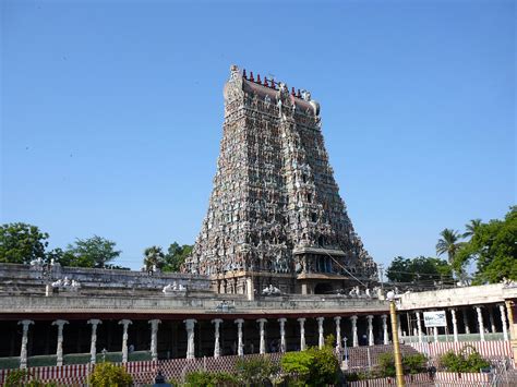 File:Madurai Meenakshi temple 1.jpg