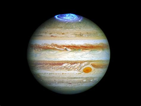 Juno Finds Jupiter’s Powerful Auroras ‘Defy Earthly Laws of Physics ...