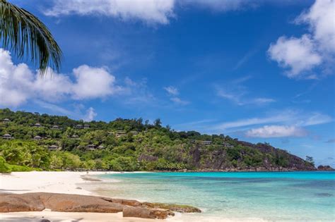 The 10 Best Seychelles Beaches - Finding the Universe