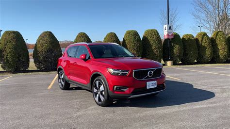 2021 Volvo XC40 in Fusion Red! / Quick Walkaround tour with Heather ...