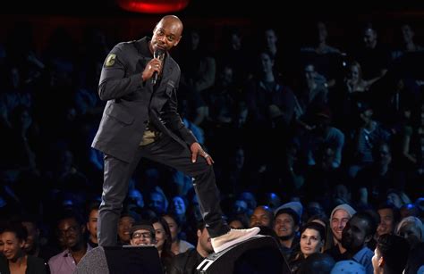 In Netflix Specials, Dave Chappelle Challenges His Audience - The New ...