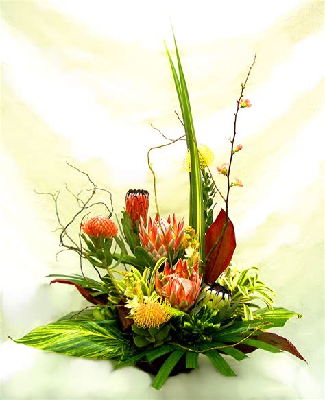 Protea Arrangements | A Special Touch Florists: serving Lahaina and ...