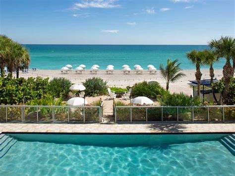 Solé Miami Resort | New luxury hotel rooms & suites on Sunny Isles Beach