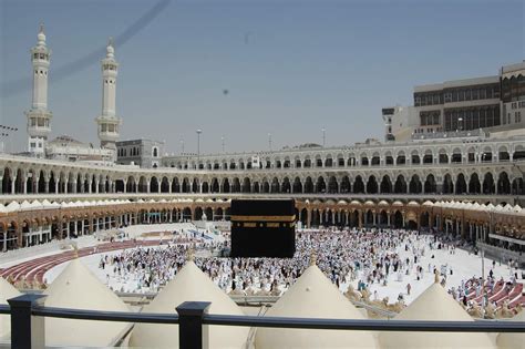 PLACES OF WORSHIP Great Mosque of Mecca-Masjid al-Hara Mecca, Saudi ...