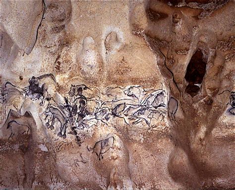 Grotte Chauvet: French cave home to early drawings wins World Heritage ...