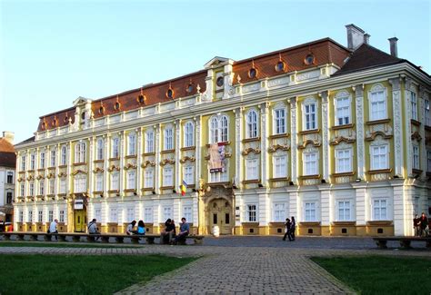 Baroque Palace (Art Museum) (Timisoara, 1754) | Structurae