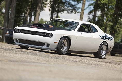 The Drag Pak Is Back! Mopar Previews 2015 Race Car At U.S. Nationals ...