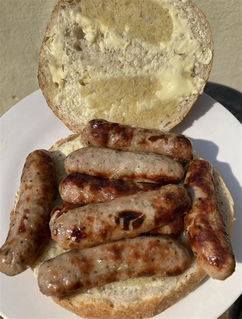 Breakfast - sausages in a big roll. : r/eatsandwiches