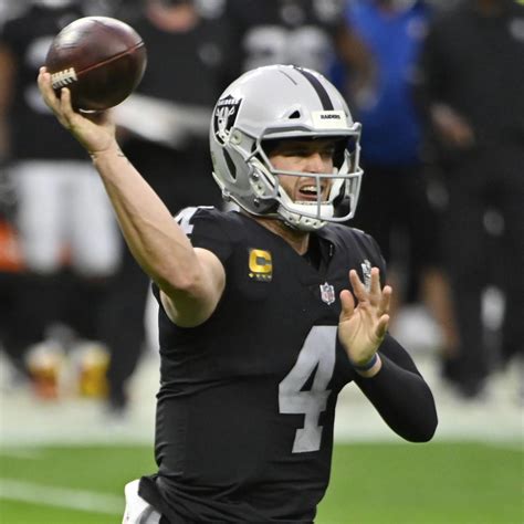 Raiders' Derek Carr on Ankle Injury Scare: 'It Could Have Been a Lot ...