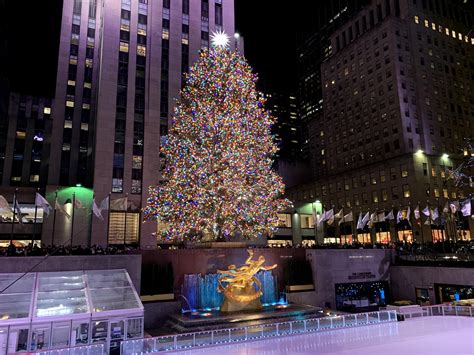 The Rockefeller Center Christmas Tree: A History in Branches - The ...