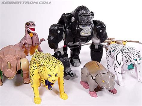 Hasbro Is Bringing Back Vintage Transformers Beast Wars Action Figures ...