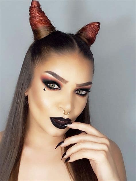 10 Great Devil Makeup Ideas For Women 2024