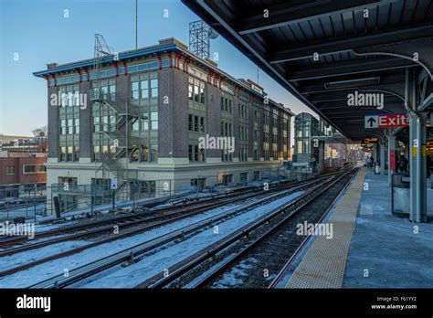 Platforms and the LIRR headquarters building at the Jamaica station of ...