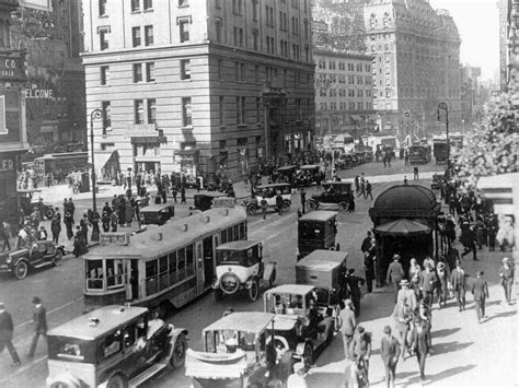 The Sounds Of New York City, Circa 1920 | New york pictures, Downtown ...